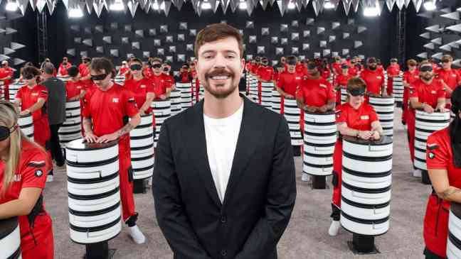 MrBeast объясняет, почему пока что «нецелесообразно» проводить Beast Games на YouTube, поскольку он готовится к третьему сезону.
